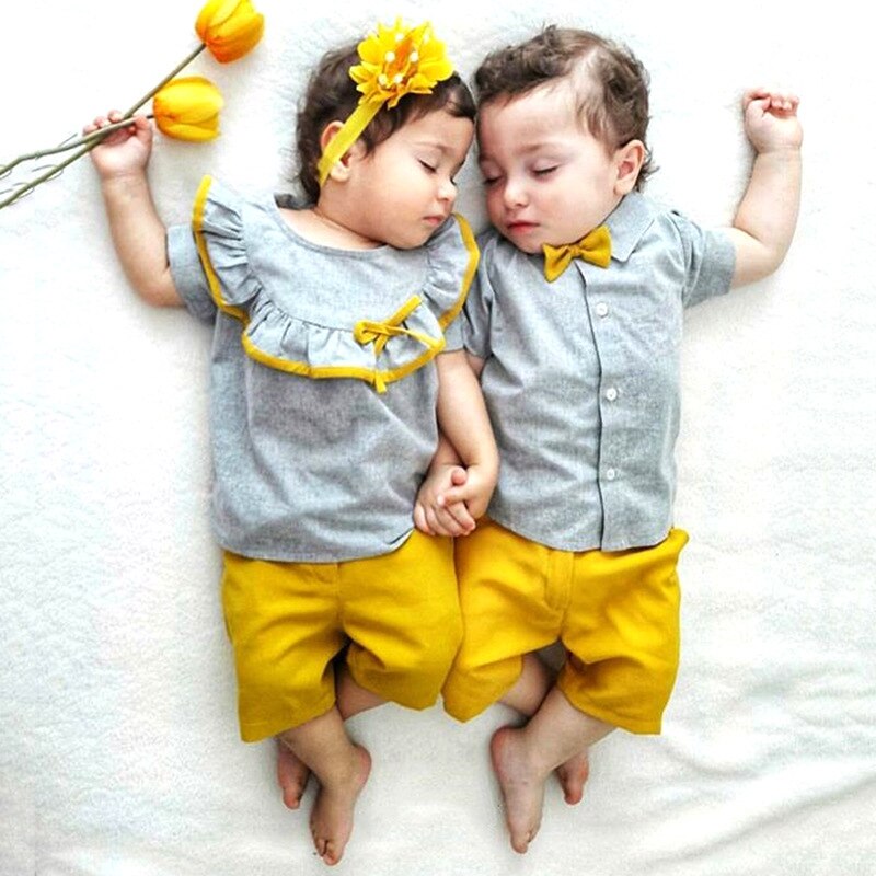 Sommarsyskon matchande kläder nyfödd lillasyster bror set kortärmad t-shirt &gula shorts tvillingkläder  a0145