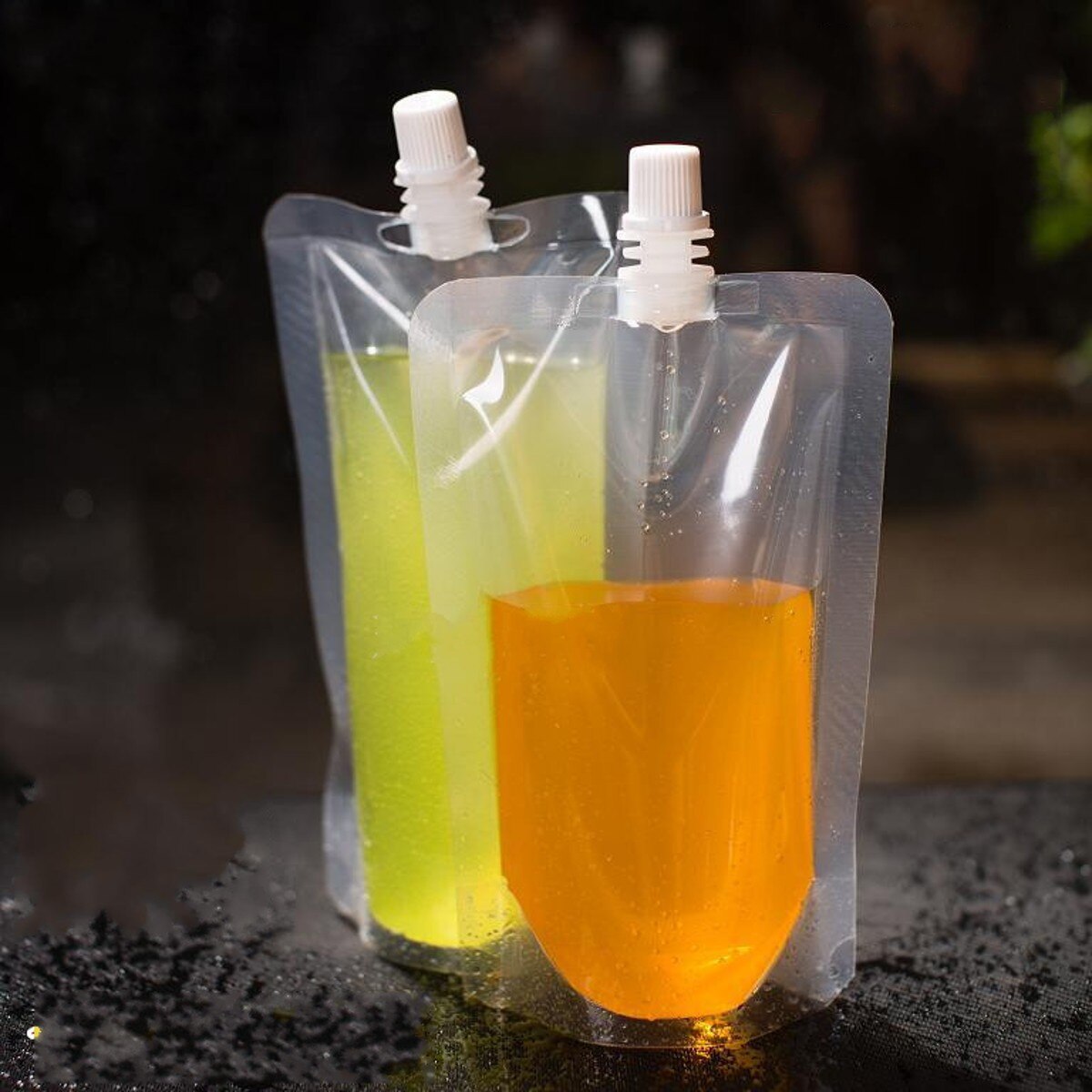 100pcs 250ml 8 oz Transparent Stand up Spout Beverage Bag Plastic Spout Storage Pouch for Party Wedding Juice Beer with Funnels