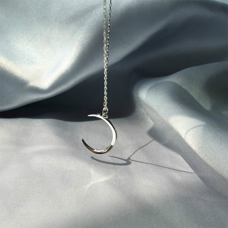 Zoete Maan Verzilverd Hals Sieraden Temperament Crescent Sleutelbeen Ketting Hanger Kettingen Voor Vrouwen