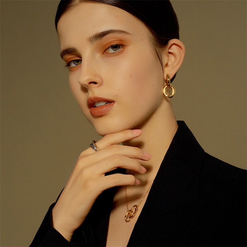 HUANZHI Retro Simplicity Gold Color metal Earring Geometry Round Ear ring for Woman Girls Accessories