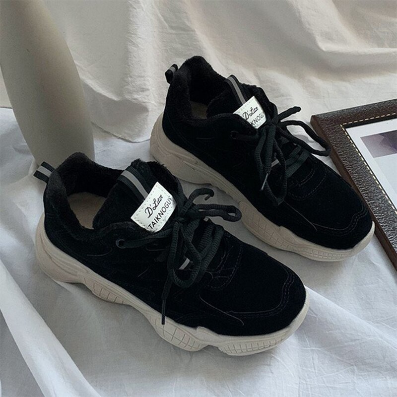 Wintersneakers voor dames, plateauschoenen voor dames, dikke vulkanische sneakers, warme, zachte beige zwarte sneakers voor dames.