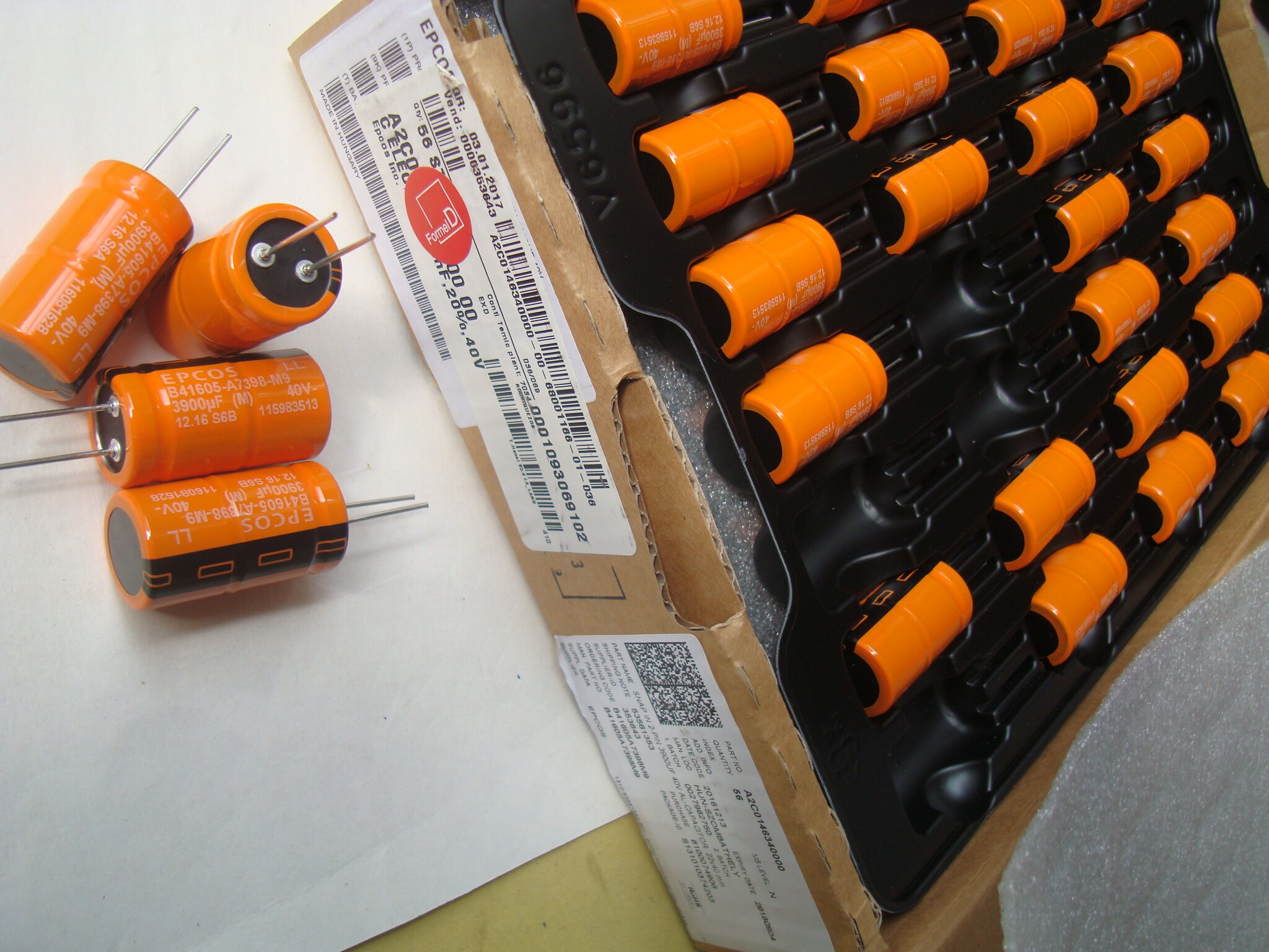 2x EPCOS B41605 3900UF 40V Capacitors - 22x40mm - LL 40V3900UF - for Amplifier Audio Video Equipment