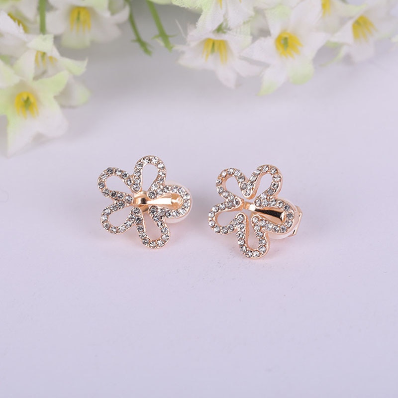 Korea Style Five petals Shape Rhinestone Clip on Earrings Without Piercing for Girls Party No Hole Ear Clip