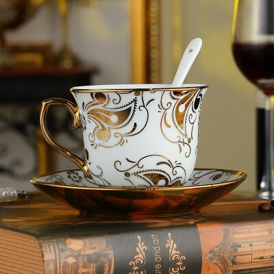 Lage prijs Golden plated Europese Stijl cups VERGULDEN Coaster Demitasse thee cup Keramische Kopje Koffie en schotel Porselein: A Cup Spoon Saucer