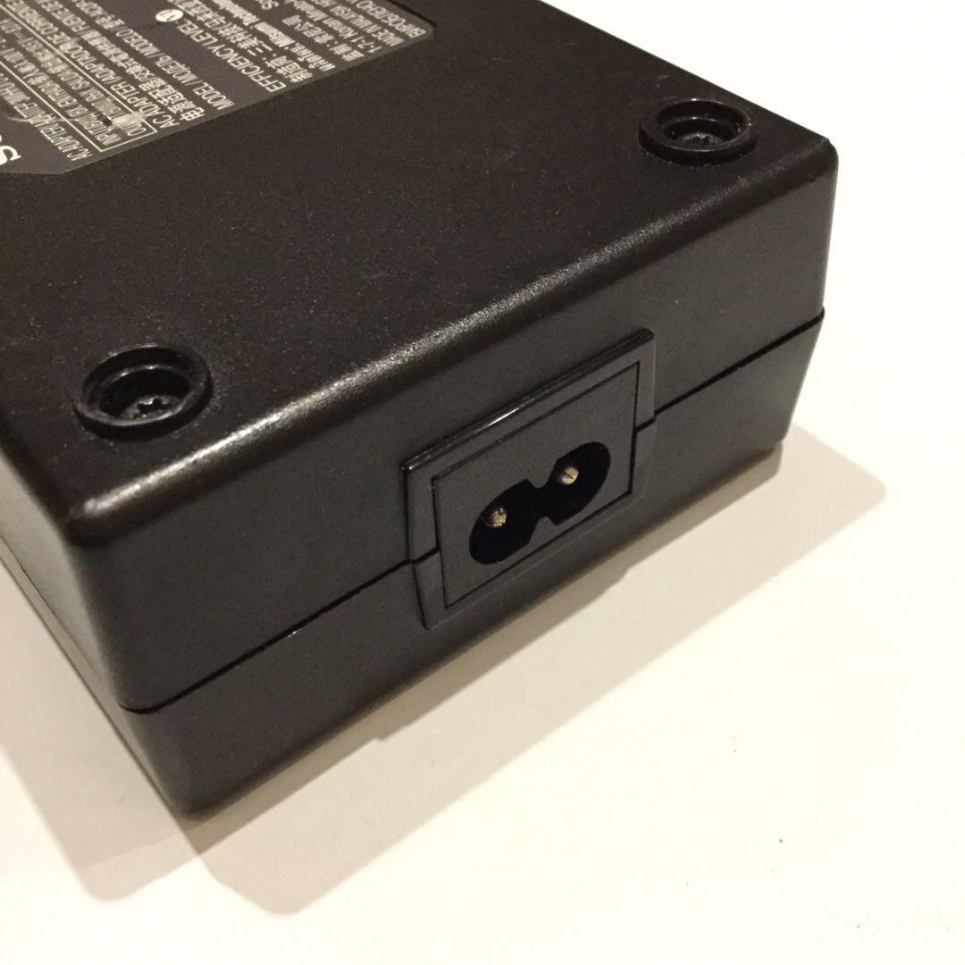 Adapter 19.5V 8.21A 6.0*4.4mm For Sony ACDP-160M01 160D01 LCD TV Power Charger