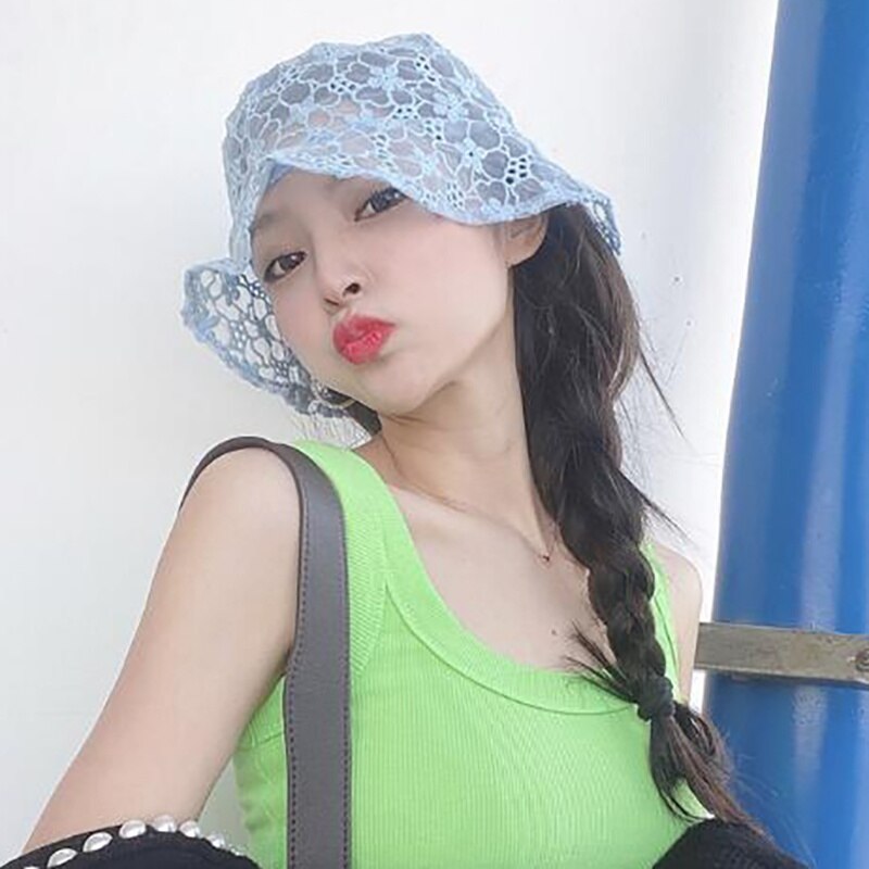 Sombrero blanco de ala ancha para mujer, gorra ahuecada de encaje, linda flor, de verano