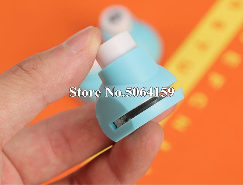 26 English letter / alphabet craft hole punch set Scrapbook Handmade punchers paper cutter