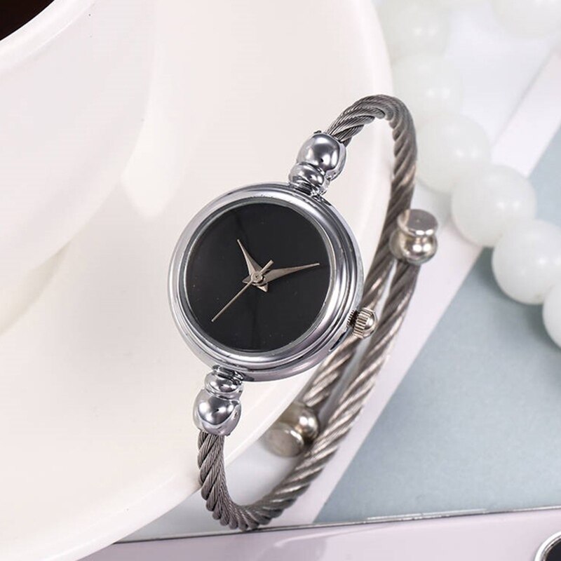 Unique Women Bracelet Watch Little Smooth Dial Top Luxury Silver Slim Strap Korean Retro Art Female Clock Quartz Watch Hour: SB