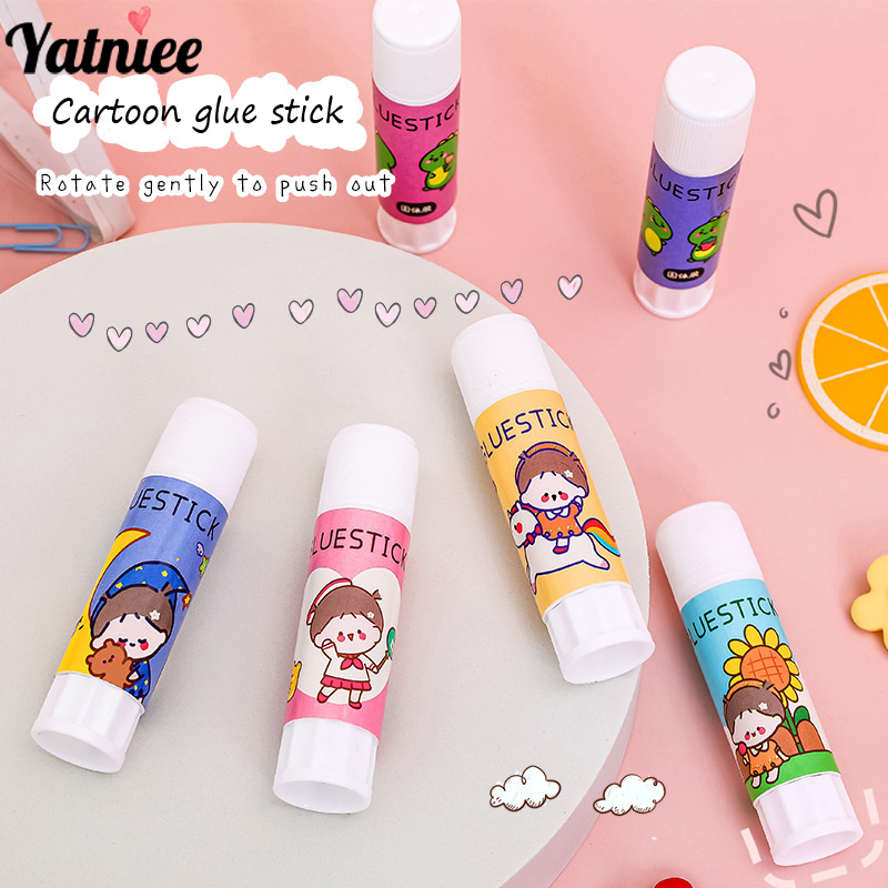 Yatniee 1pcs Cartoon Glue Stick Student Office Supplies Glue Stick High Viscosity Strong Hand DIY Children Glue Stick
