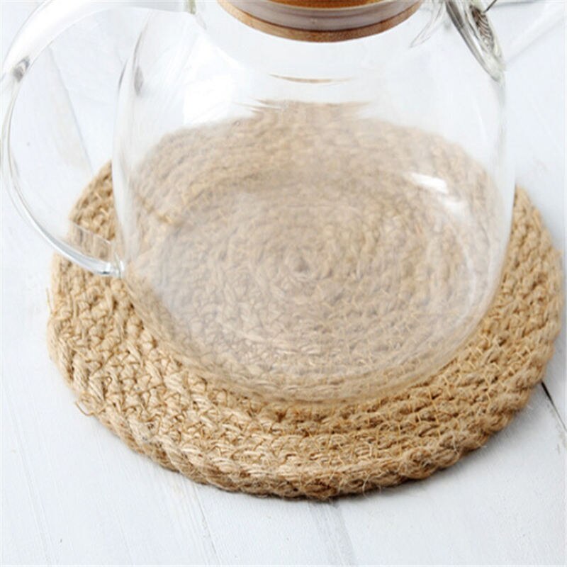 Neue Heiße Rattan Tischsets Stroh Tasse Untersetzer Esstisch matt Wärmedämmung Topf Halfter Weide Trinken Untersetzer Küche Zubehör