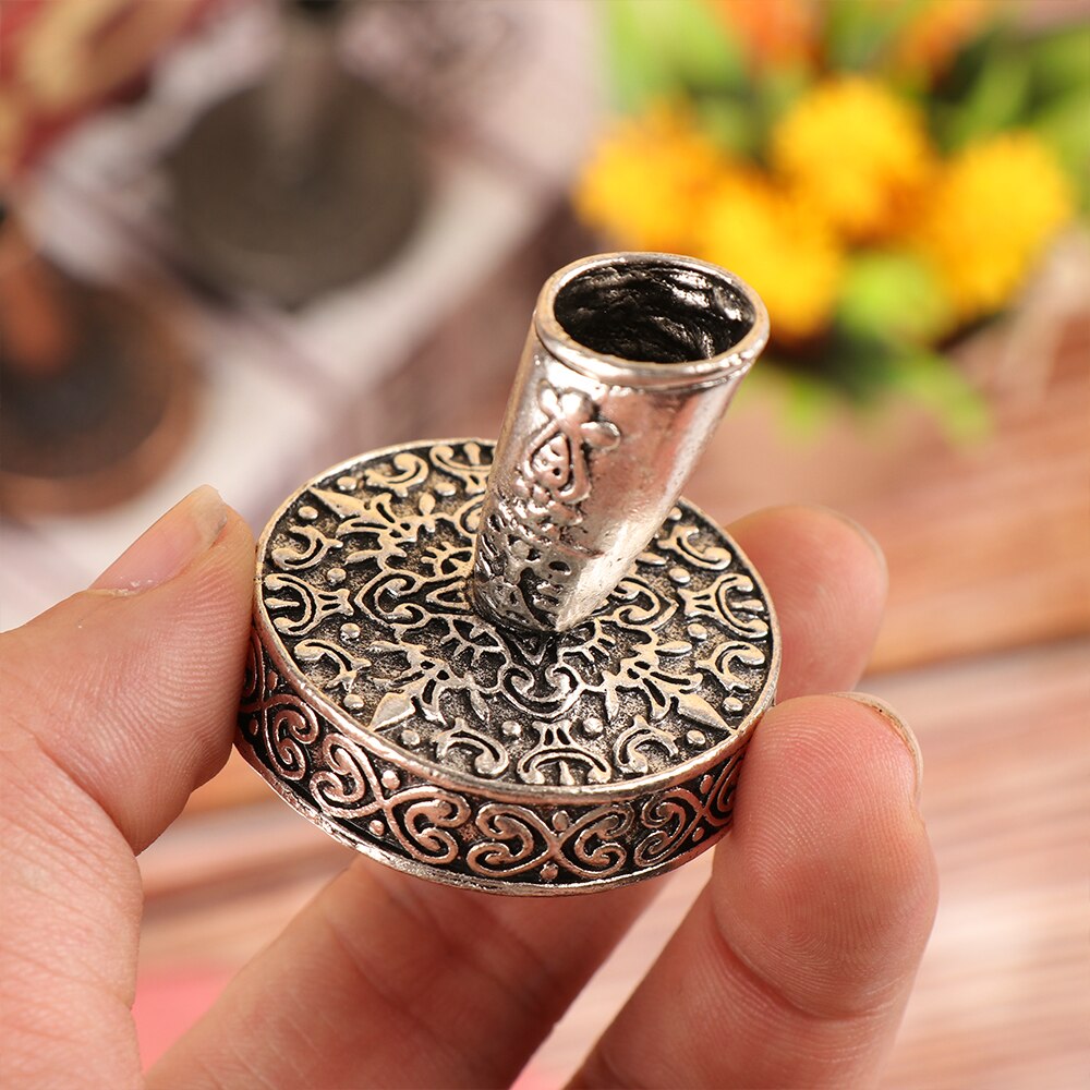 Portalápices de Metal Vintage de estilo europeo, 4 colores, Soporte redondo para bolígrafo, organizador de pluma estilográfica, accesorios para escuela y oficina, 1 ud.