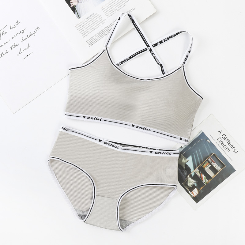 Girls Bra and Panty Sets Teenage Padded Sport Training Bra+Panties Puberty Students Letter Printed Brassiere Underwear Panties: Gray