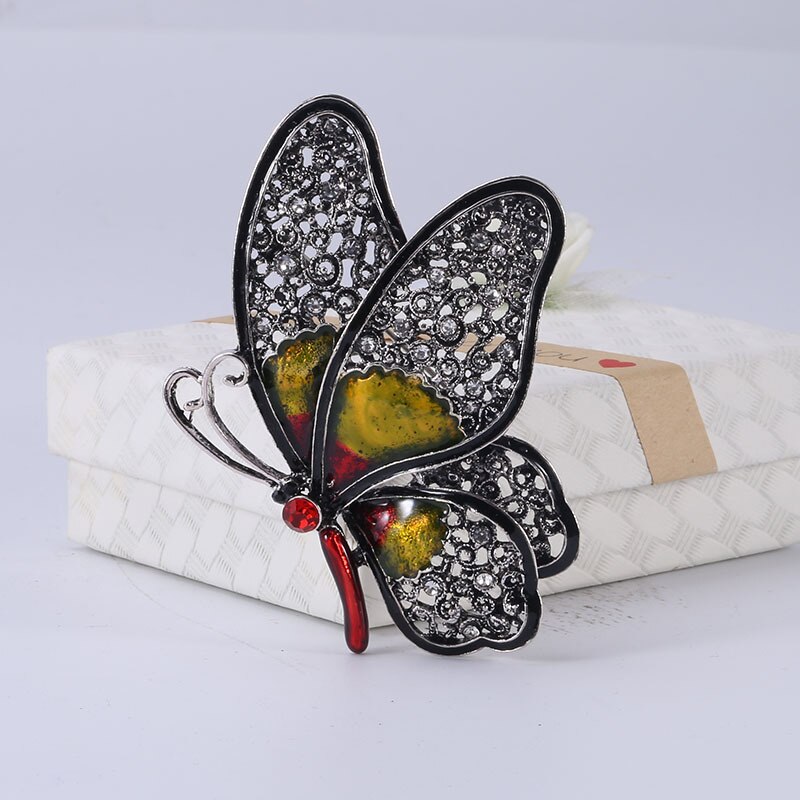 JUJIE Gun Black Big Butterfly Brooch Crystal Animal Personality Brooches For Women: JJBR-1134-A