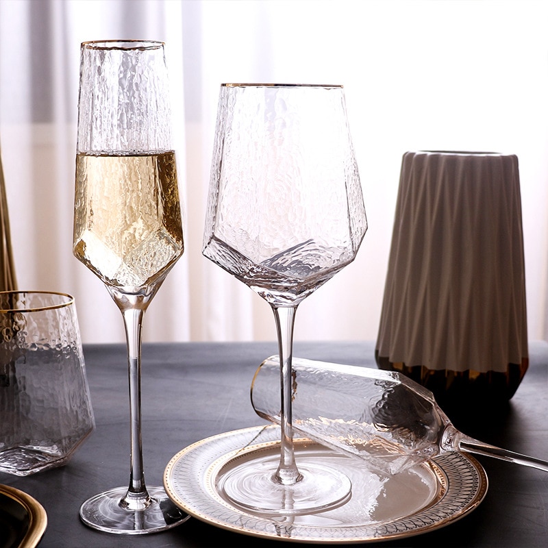 Portsble Wine Glass Diamond Shaped Hammered Rimmed Nordic Rretro Crystal Goblet Rimmed Champagne Glass Diamond Glass