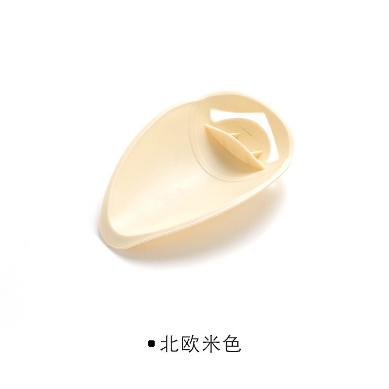 1 pçs amplificador de água banheiras do bebê bonito silicone extensor torneira criança mão lavar extensor banheiras bebê crianças borracha banheiro: b