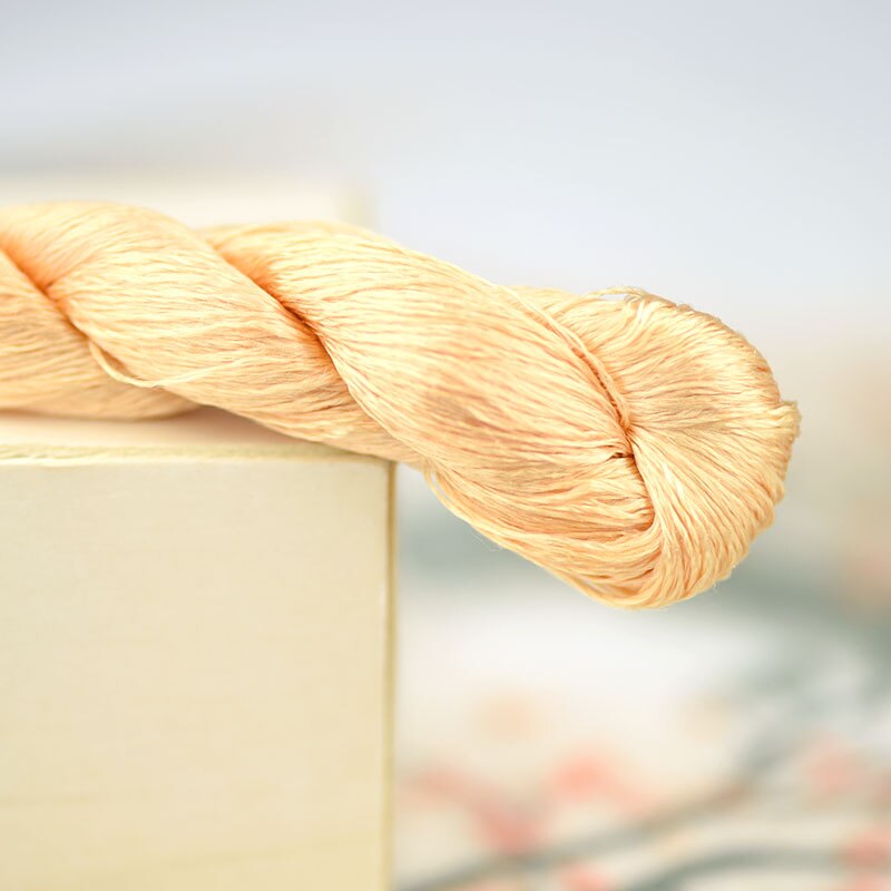 silk embroidery thread / 100% silk thread /hand embroidery embroider cross stitch/Reddish brown/12 gradient colors: 3