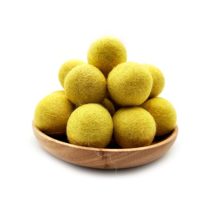 10pcs/lot 3cm 100% Wool Felt Balls Colorful Diy Pom Poms Craft Material Balls Of Wool Christmas Room Decro Decoration for home: yellow