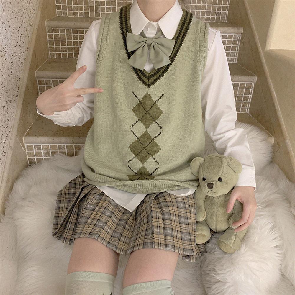 Sweater Vest Women Argyle V-neck Colorful Casual Preppy Womens Sweaters Flanging Loose Korean Style Students Knitted: green / XL