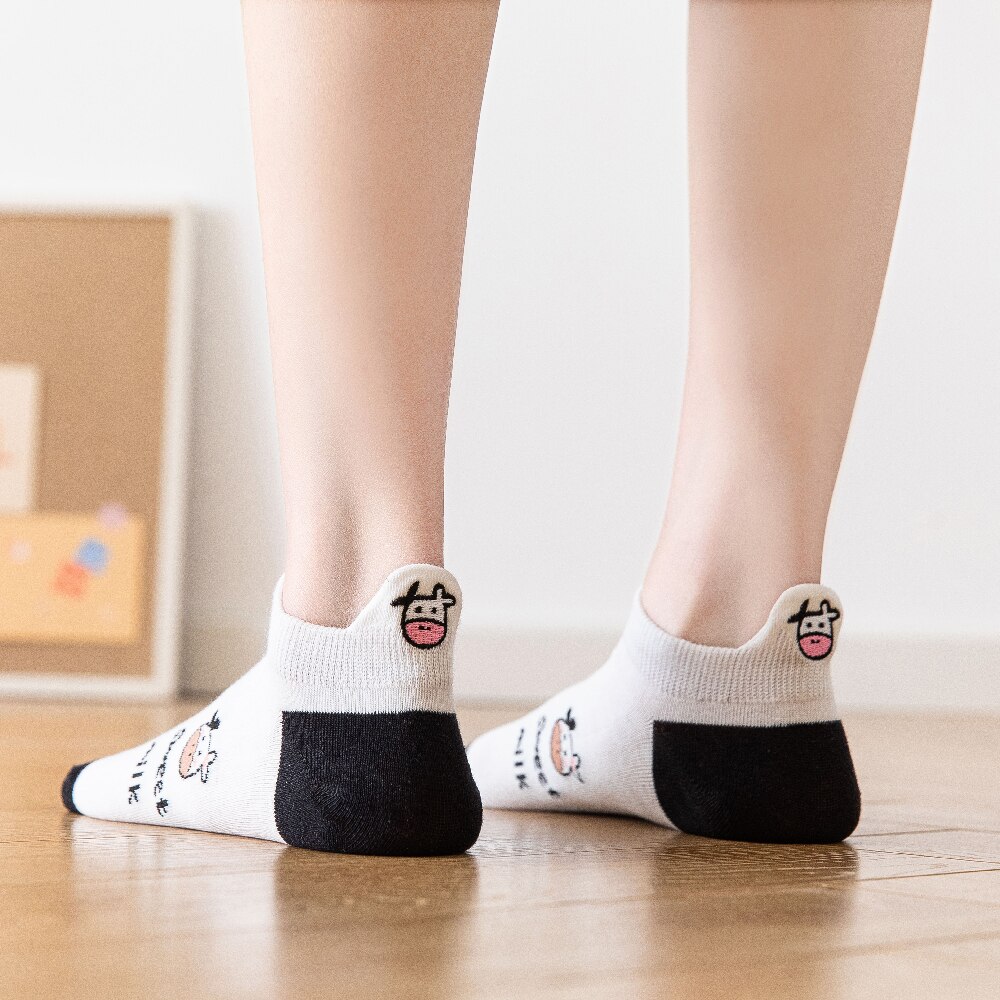 Embroidery Cow Pattern Women Socks Lovely Harajuku Japanese Style Cotton Striped Solid Breathable Casual Cartoon Ankle Sock