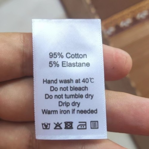 100 st vita tvättrådsetiketter för bomull/siden/kashmere/ull/linne/polyester/elastan med tryck av satintyg: Antik koppar