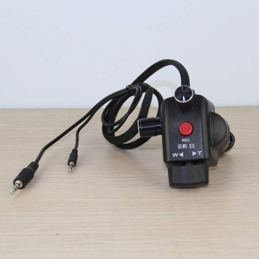 Camcorders Zoom and focus control for LANC Panasonic cameras HC-X1 AG-UX90 HC-PV100 AG-AC30 AG-UX180 HC-X1000 AG-AC90 AU-EVA1