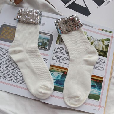 Ropa de calle Chic calcetines de lentejuelas brillantes hechos a mano para mujer. Calcetines cortos informales de Color gris liso para mujer. Calcetines con lentejuelas plateadas para mujer: white