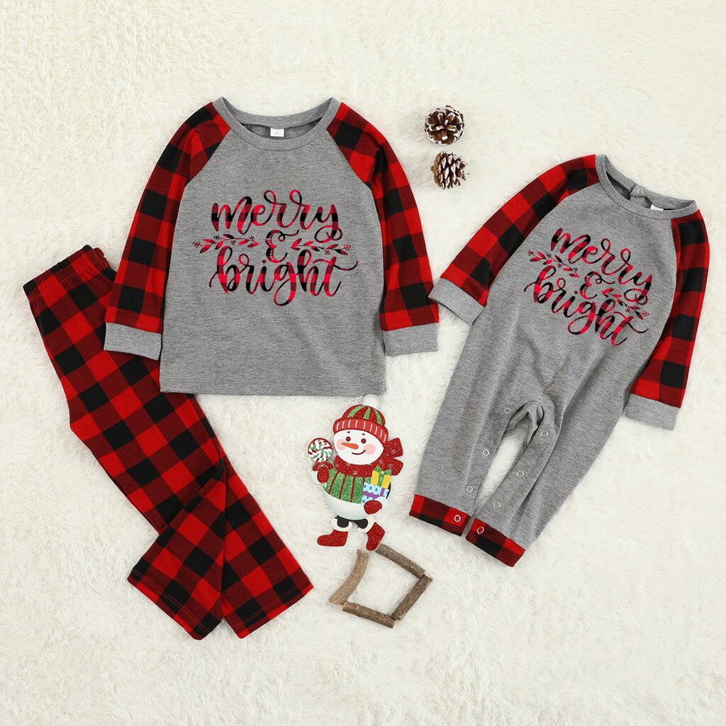 Winter Familie Kerst Pyjama Set Kids Baby Nachtkleding Familie Outfits Met Lange Mouwen O-hals Brief Print Tops + Plaid Broek set
