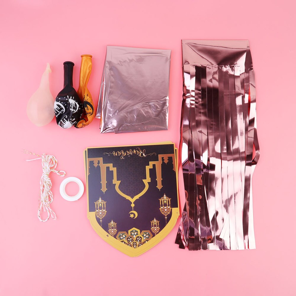 1 Set of 20PCS Muslim Eid Party Decor Kit Eid Mubarak Letters Printed Decor Kit Funny Eid Banners Balloons Decor Set for Home Pa