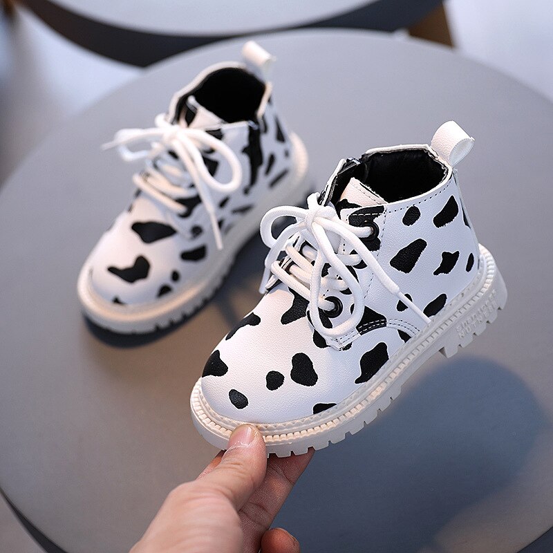 Kinder martin laarzen herfst winter jongens meisjes zachte zool enkele laars baby korte laarzen platte kinderschoenen  e66: Wit / 24( binnen 14.5cm)