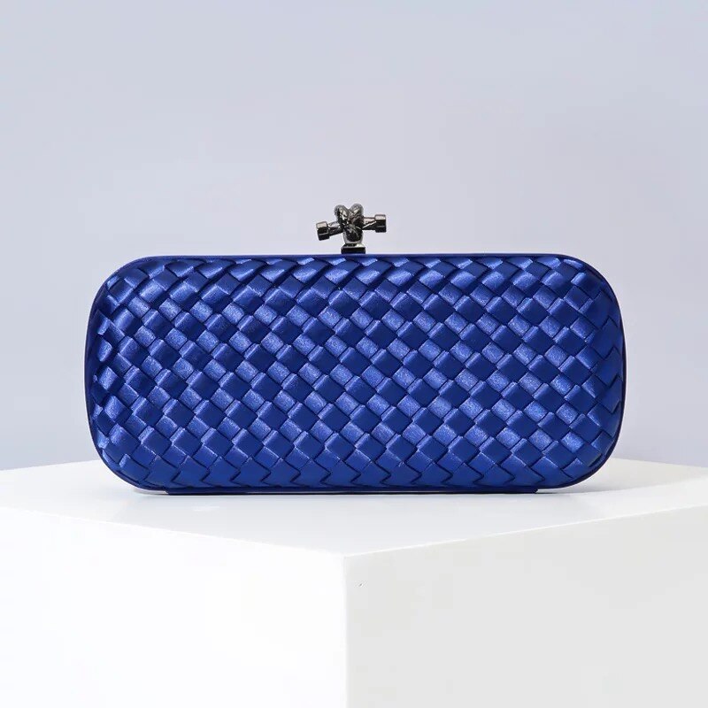 Bolsa de maquillaje de seda europea y americana tejida a mano para mujer, bolsa de maquillaje de mano para mujer, a través de la sencilla bolsa de maquillaje para Cena: L4