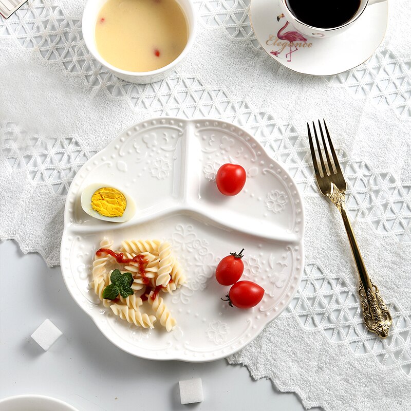 Europese Stijl Reliëf Keramische Grid Plaat Westerse Plaat Dessert Fruitschaal Ontbijt Plaat Fruit Salade