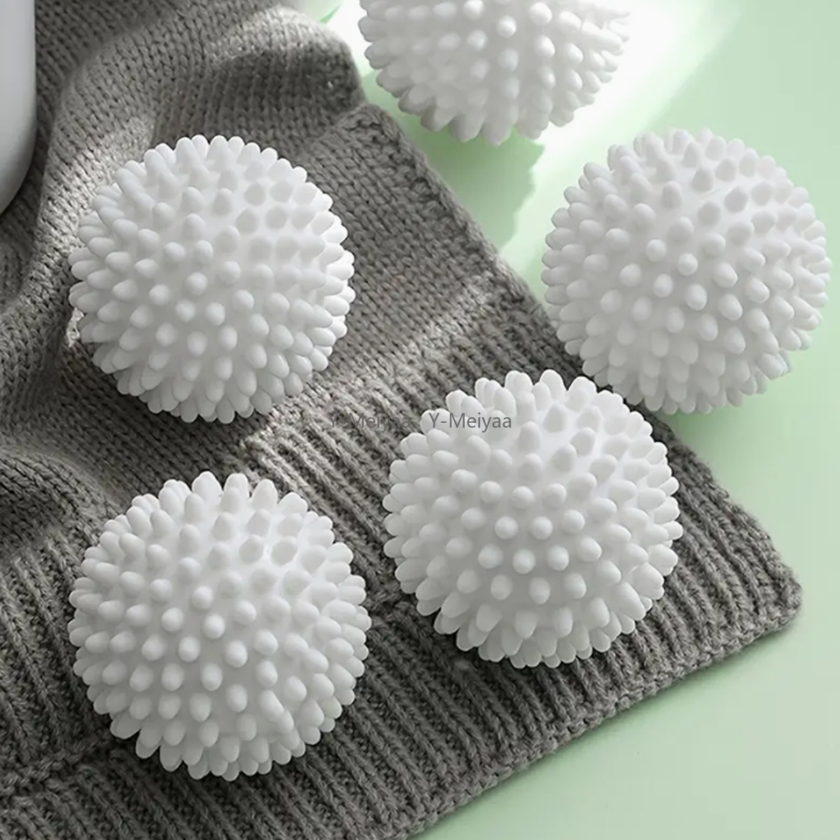 Sfera per bucato da 1/4 pezzi progettata specificatamente per lavatrici per rimuovere lo sporco e prevenire l'angolamento dello strumento per la depilazione