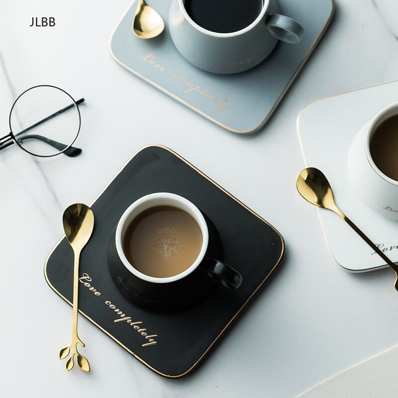 European porcelain Ceramic mug Soy milk Breakfast Condensed Coffee Tea Cup and saucer sets gold spoon mugs Christmas Cups