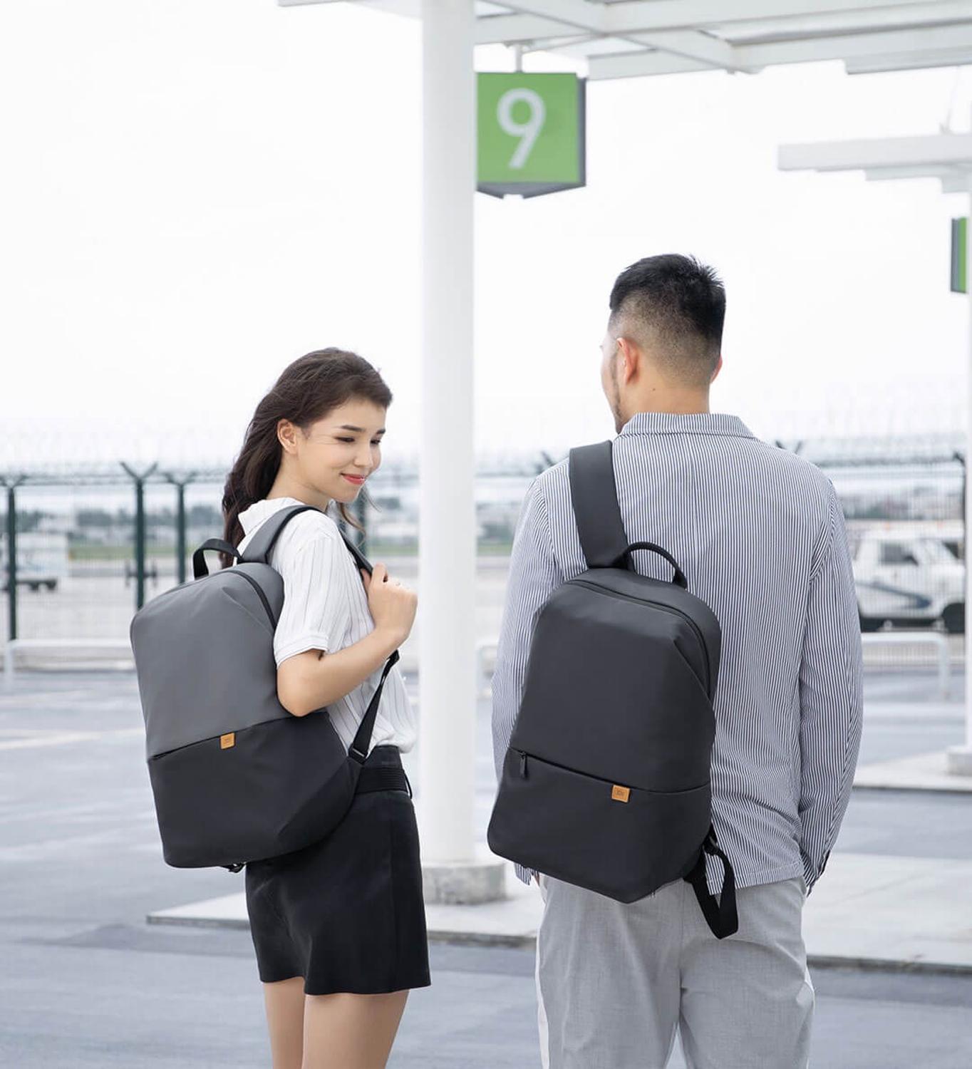Nueva mochila informal Xiaomi Simple 20L gran capacidad 490g súper ligera innovadora mochila impermeable con bolsillos laterales para ordenador portátil