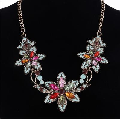 Minhin elegante preto colar de cristal para as mulheres clássico grandes flores design pingente gargantilha colar delicado jóias de casamento: XL811 colorful