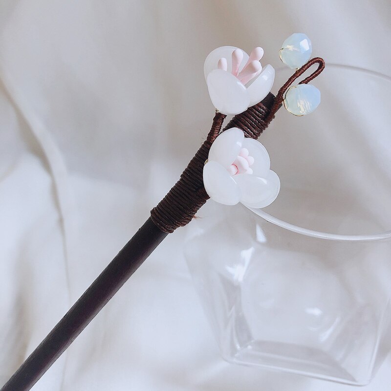 Morkopela-horquilla de madera de flor de ciruelo hecha a mano para mujer, accesorios de horquillas Vintage, joyería para el cabello de banquete: with white crystal
