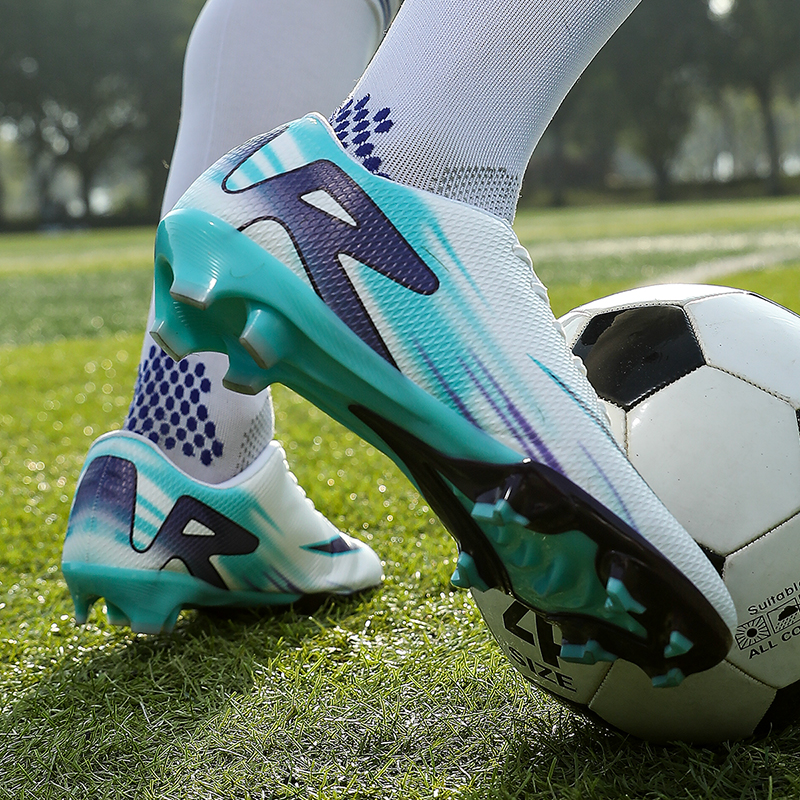 Schnelle Fußballschuhe niedrig schneiden Fußballschuhe Gesellschaft Stollen Fußballplatzstiefel Grastraining Original Professionelles Sneaker Spiel