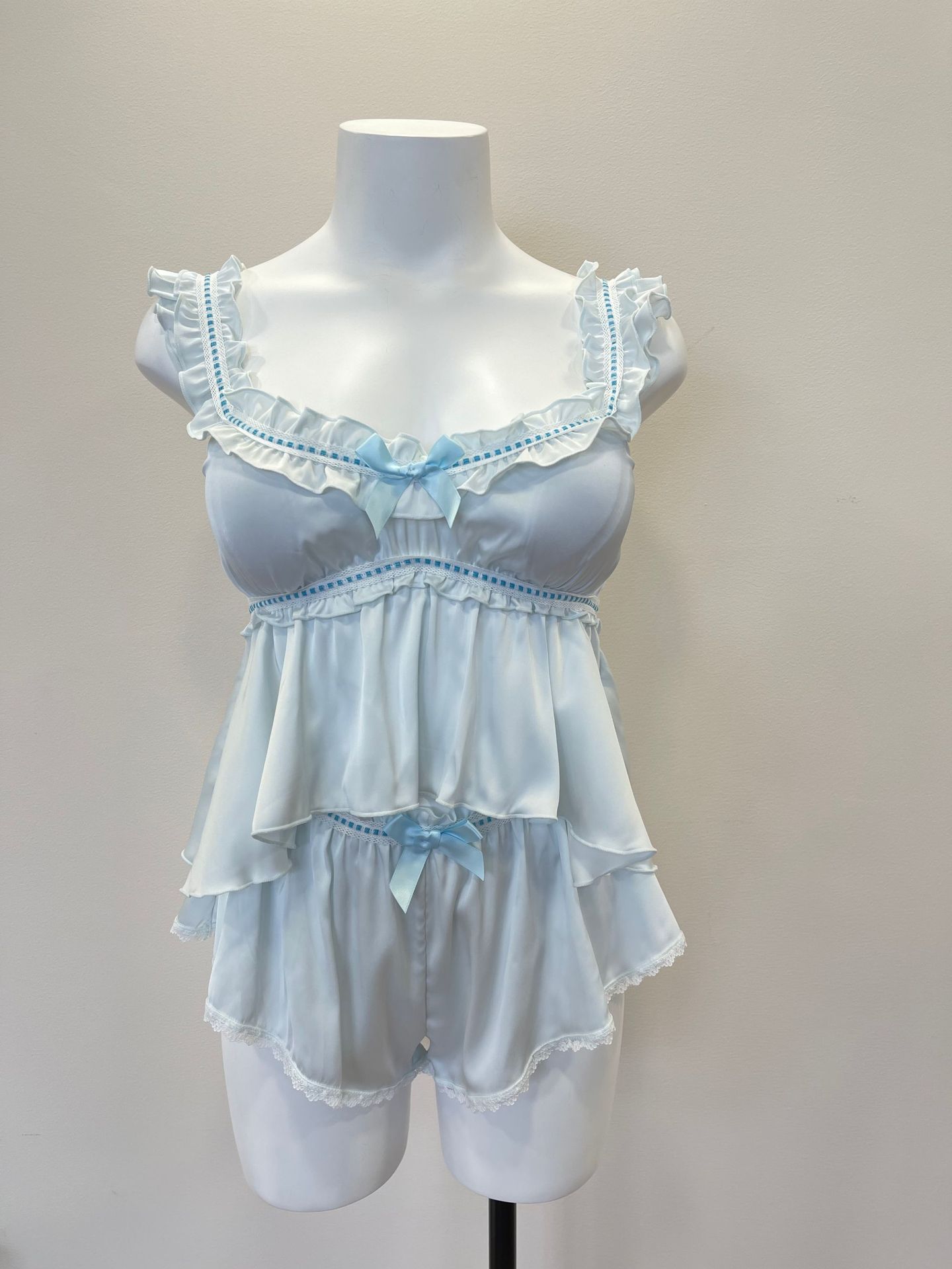 Kawaii Night Suits Sexy Nachtkleding Pyjama vrouwen Ijs Zijde Halter Jarretel Slaap Tops met Borst Pad Shorts Tweedelige set