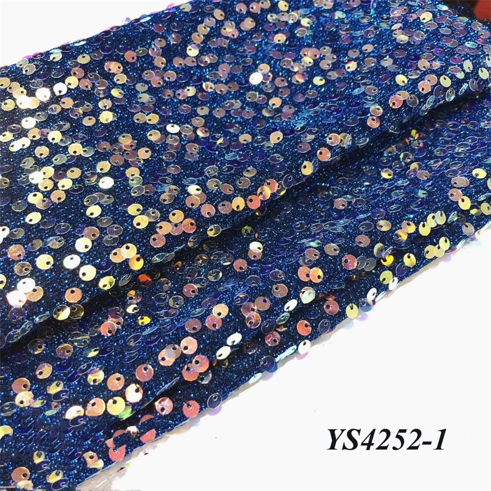 personnalisée en pièces chatoyantes noires pures conçues pour le tissu de robe magnifique de femmes de boule de soirée: 1
