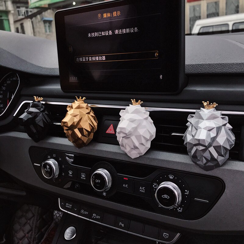 Tête de Lion forme voiture parfum voiture parfum Cool voiture désodorisant odeur voiture diffuseur évent Clip parfum recharge pour voiture