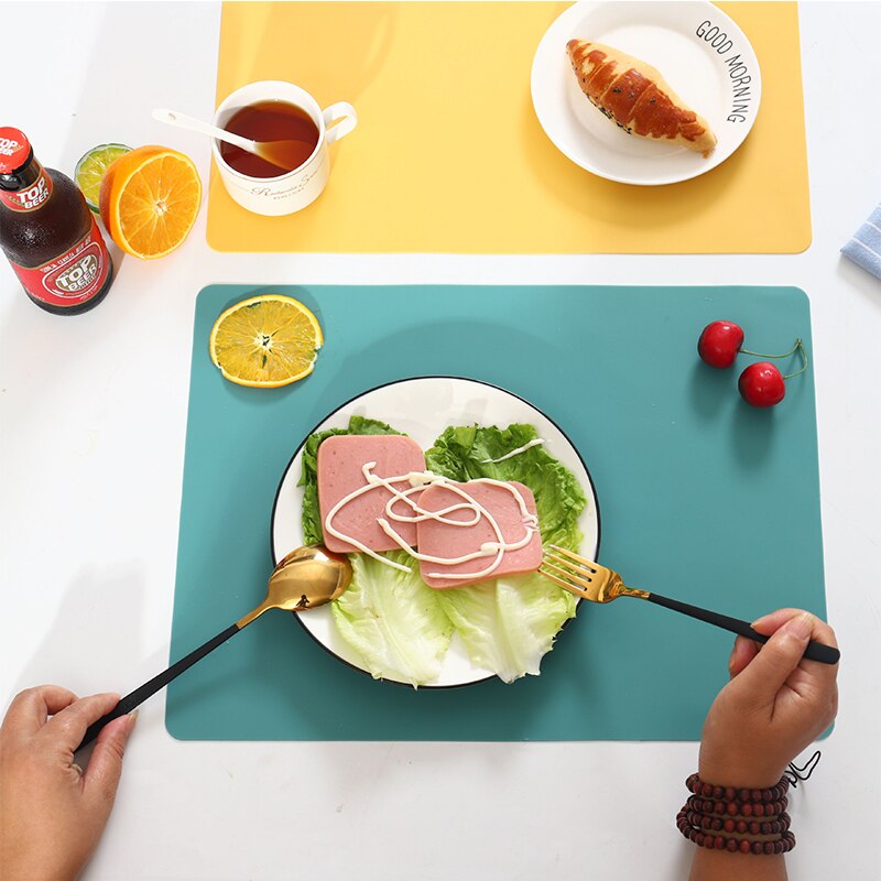 Baby Silicone Placemat Child's Plate Mat Food Grade Silicone Table Pad Waterproof Heat Insulation Kitchen Gadget Easy Cleaning