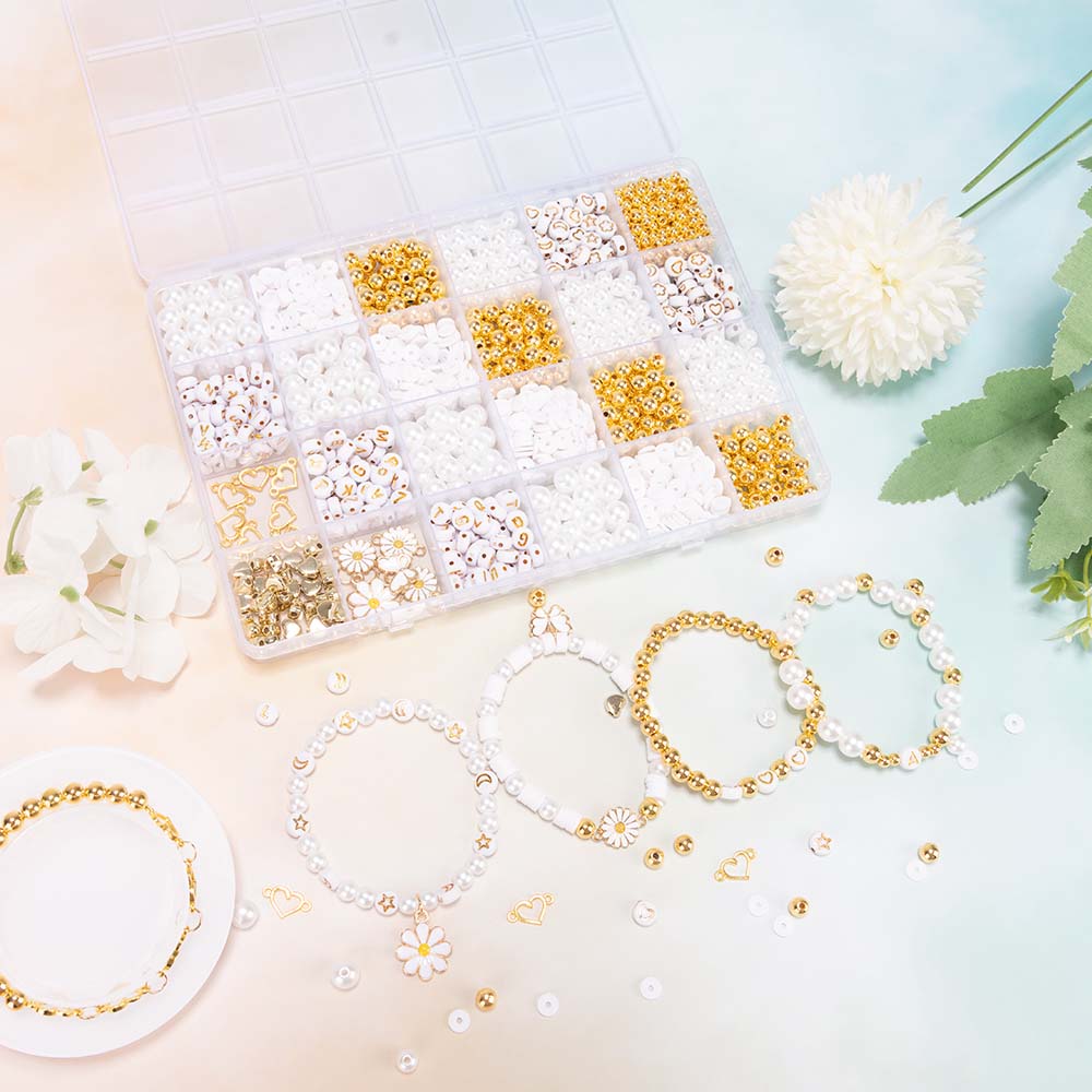 DIY Clay Beads Bracelet Making Kit, Flat Beads for Friendship Jewelry Making,Pearl Polymer Beads with Charms for Girls