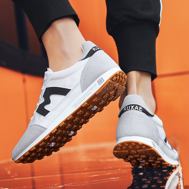 Cheap Golf Shoes Sneakers Man Trainers Outdoor Summer Sneakers for Man Golf Walking Sport Shoes Light Skateboard Shoes Flats Men