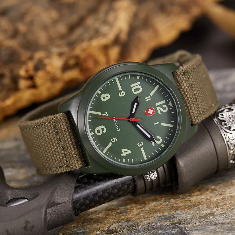 Outdoor Sporten Populaire Heren Stijl Modieuze Casual Waterdicht Horloge Geschikt Voor Heren Lichtgevende Quartz Horloges