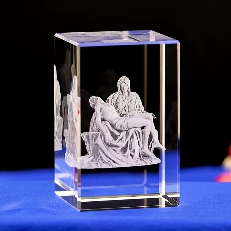 Estatua santa de la iglesia de cristal estatuas cristianas de cristal: 15