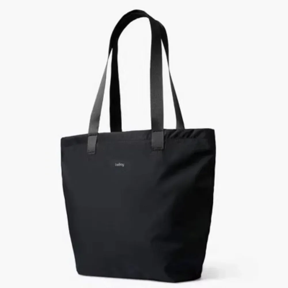 Bellroy Australia Lite Tote 15L Tote Bag Stylish tote shoulder bag for commuting to work: Beige