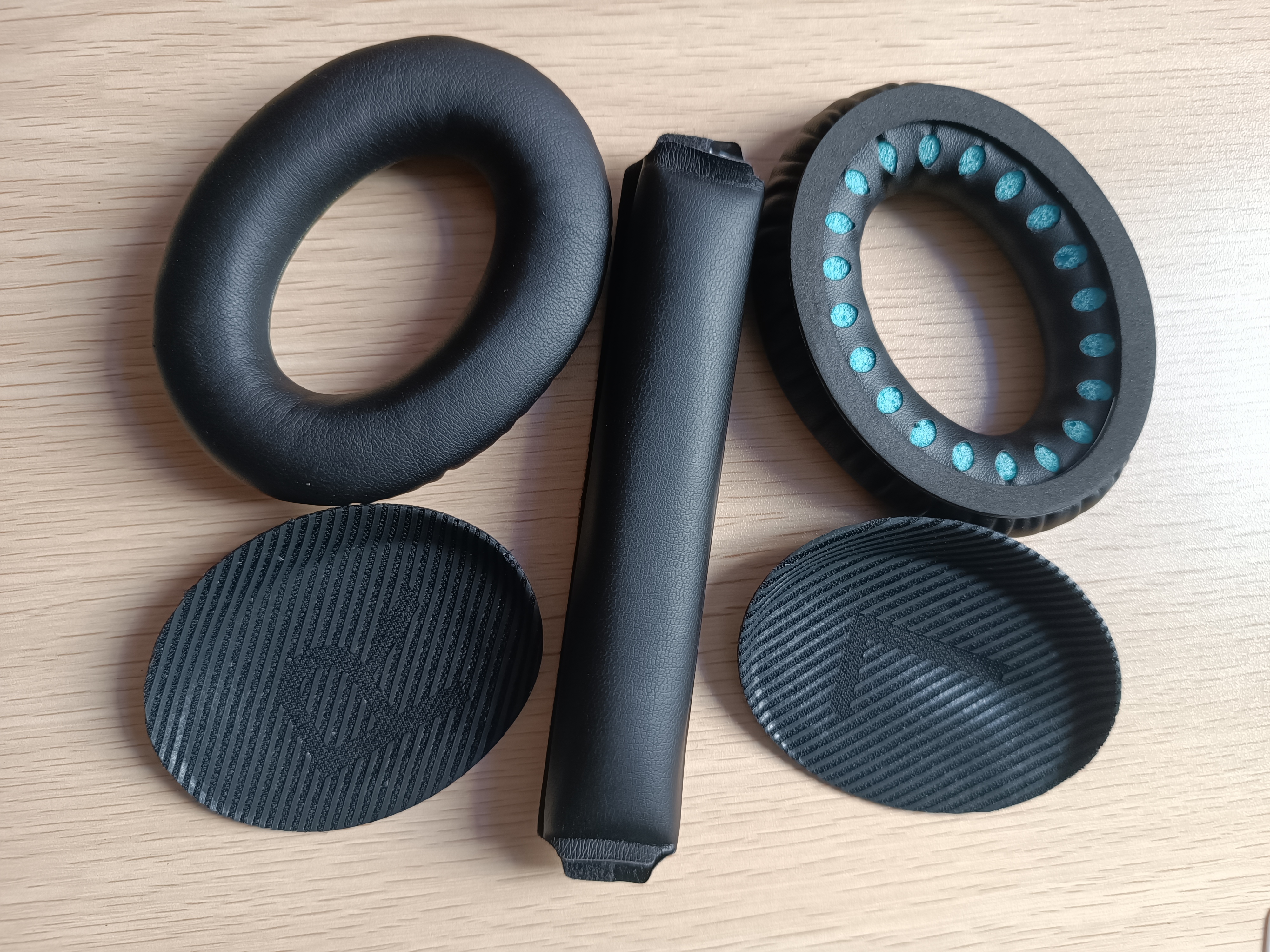 Headband Cushion and Ear Pads Replacement for Bose Quiet Comfort 25 35 (QC25 QC35) and QuietComfort 35 II (QC35ii): black