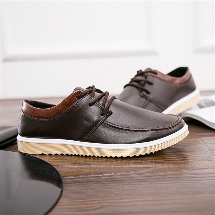 Herenschoenen in britse stijl, jeugdschoenen van wild splitleer, platte veren met zachte onderkant, lichtgewicht, ademende schoenen  tm0044