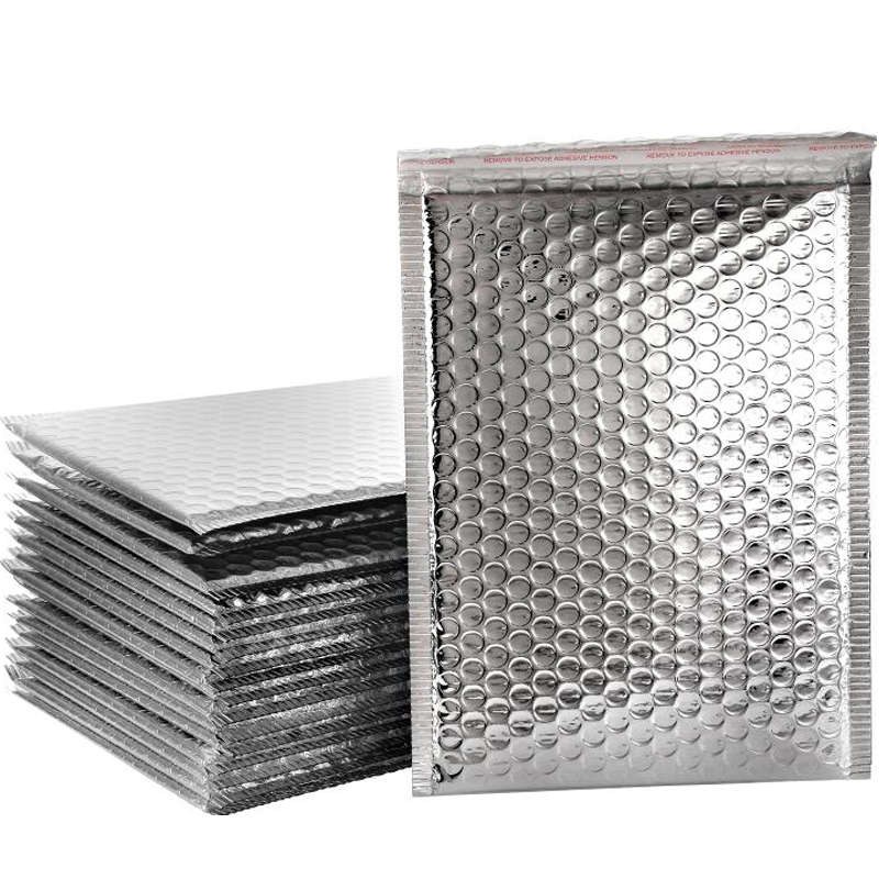 50 stks/partij Schuim Envelop Self Seal Mailers Gewatteerde Enveloppen Met Bubble Mailing Tas Pakketten Zwart Goud Zilver