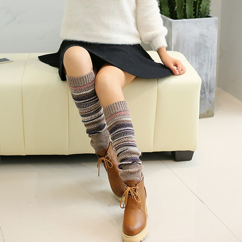 Antikke farve striber kvinder strikkede sokker lange scaldamuscoli gamacher støvler kvinder vinter varmere boho varme